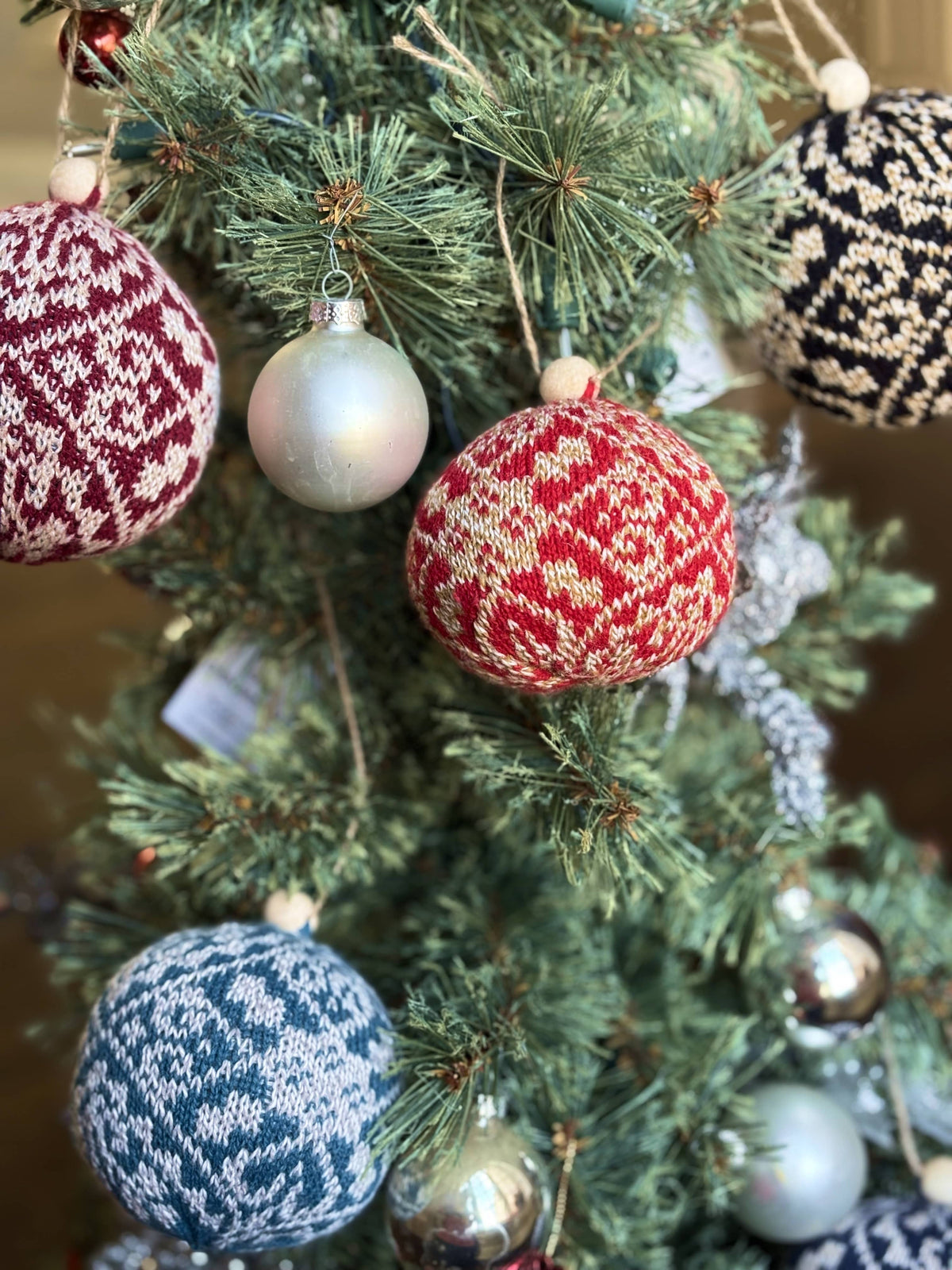 Zelta Black Knit Christmas Ornament